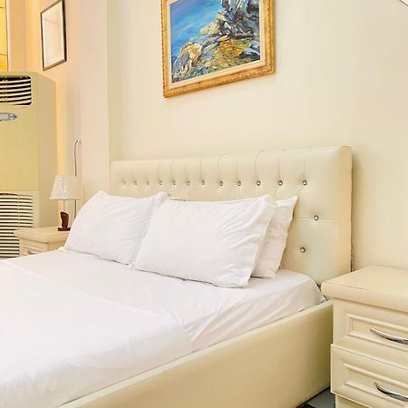 Hotel Pasarela Берат Екстериор снимка