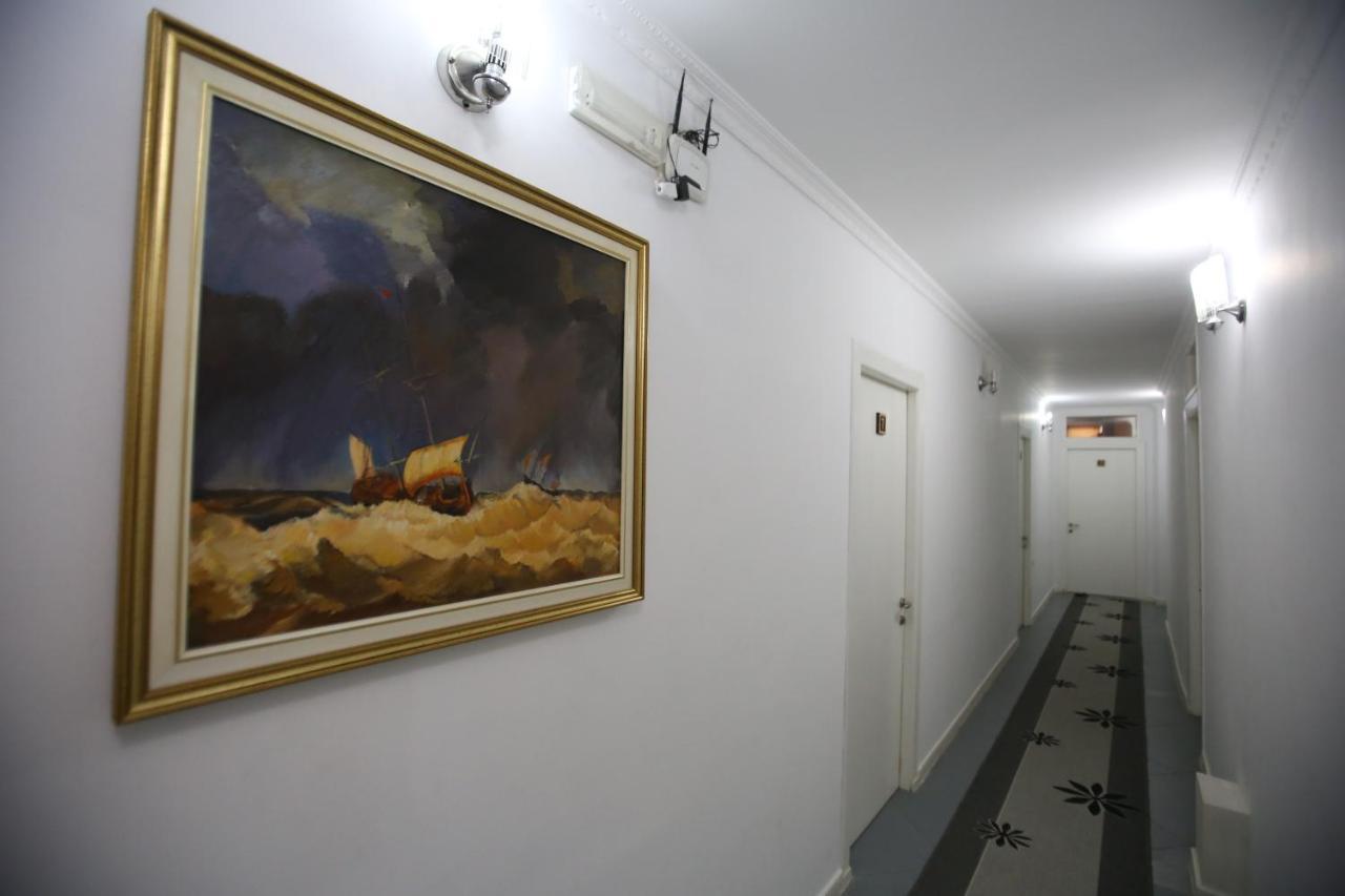 Hotel Pasarela Берат Екстериор снимка