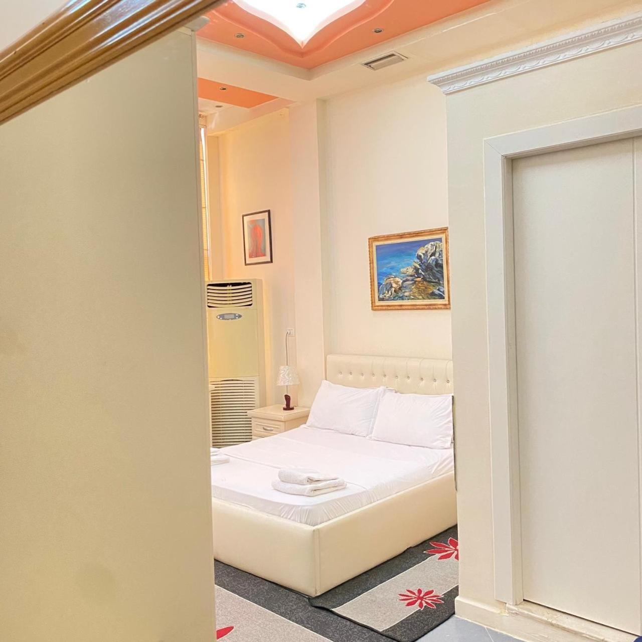 Hotel Pasarela Берат Екстериор снимка