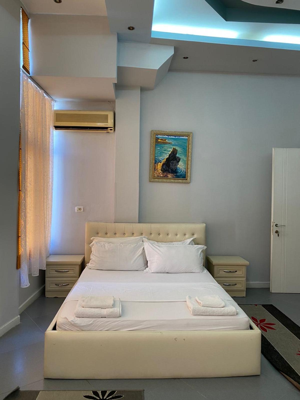 Hotel Pasarela Берат Екстериор снимка